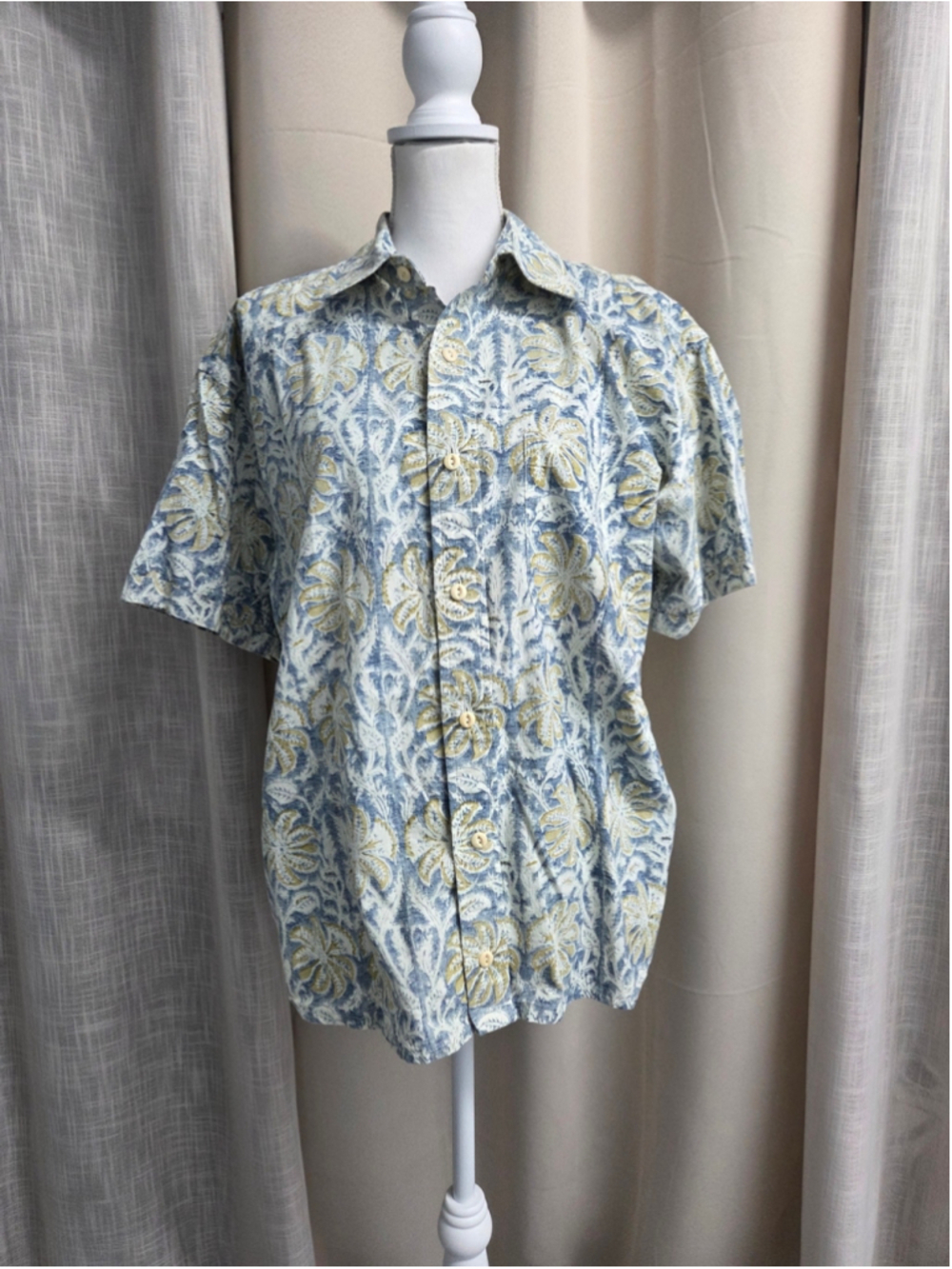 Vintage Orvis Men Large Block Print Floral Short Sleeve Cotton Button Up Shirt
